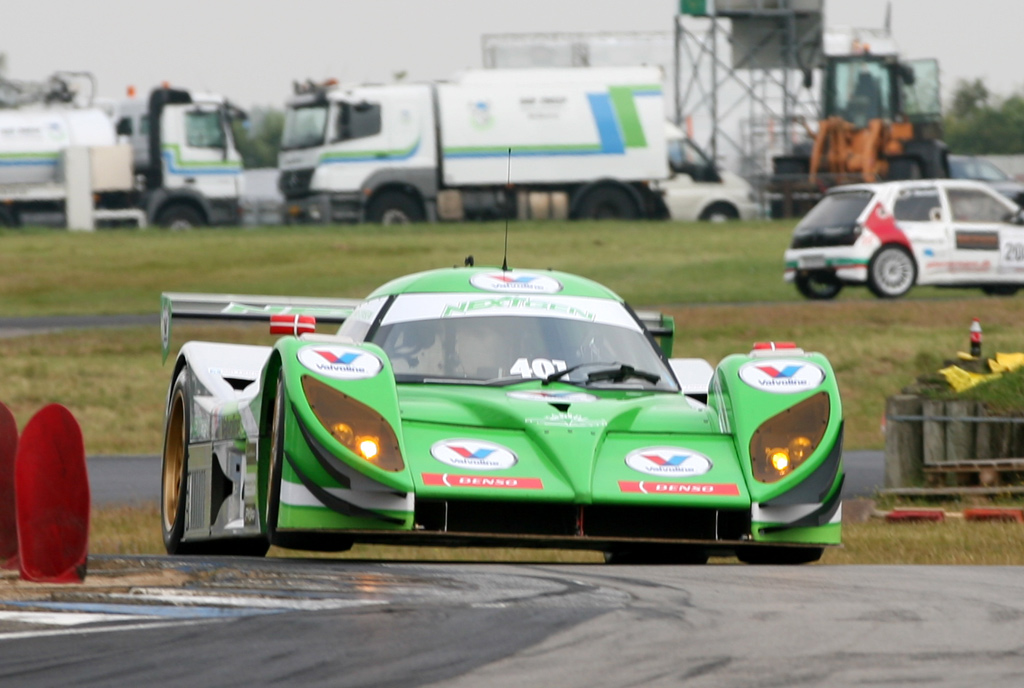 Claus Christensen i den potente Aquila CR1 LS7.
(Foto: Motorsporten.dk)